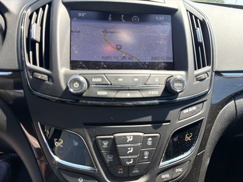 Used 2014 Buick Regal Premium w/ Driver Confidence Package #1 FWD image 22