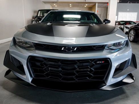 Used 2024 Chevrolet Camaro ZL1 image 17