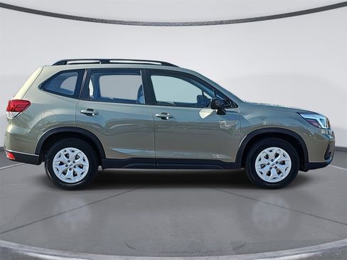 Used 2020 Subaru Forester w/ Alloy Wheel Package image 2