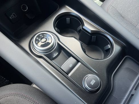 New 2026 Ford Explorer Active RWD image 8