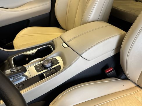 Certified 2025 INFINITI QX60 Luxe image 21