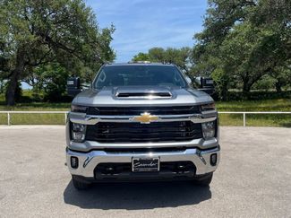 New 2026 Chevrolet Silverado 3500 LT w/ Convenience Package AWD/4WD video 2