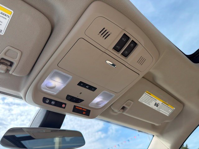 Used 2017 Buick Envision Essence FWD image 44