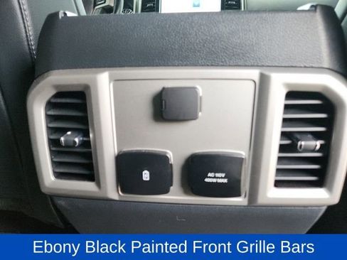 Used 2022 Ford F250 Lariat w/ Black Appearance Package image 17