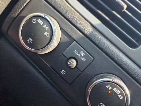 Used 2014 GMC Yukon SLE image 23