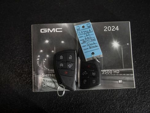 Used 2024 GMC Sierra 3500 Denali Ultimate AWD/4WD image 46