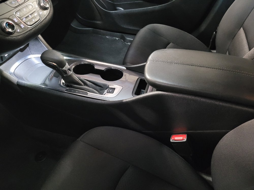 Used 2022 Chevrolet Malibu LT FWD image 26