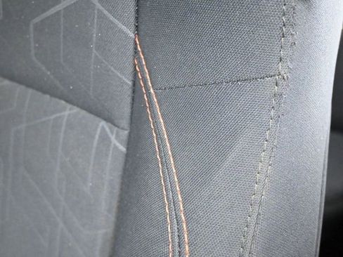 Used 2016 Toyota Tacoma TRD Sport image 12