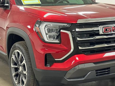 New 2026 GMC Terrain Elevation w/ Elevation Premium Package AWD/4WD image 4