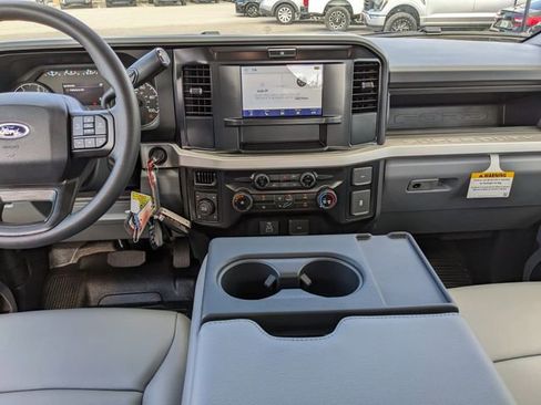 New 2026 Ford F250 XL AWD/4WD image 16