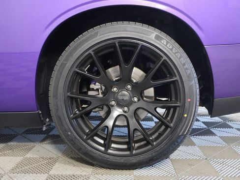 Used 2013 Dodge Challenger R/T RWD image 15