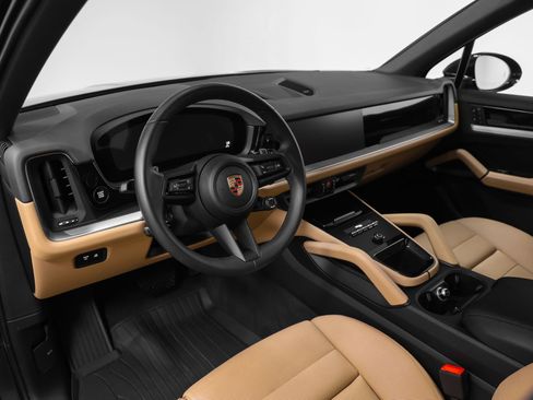 Certified 2025 Porsche Cayenne AWD/4WD image 4