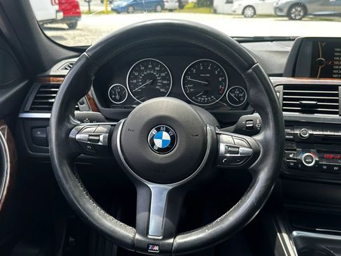Used 2014 BMW 320i xDrive Sedan AWD/4WD image 27