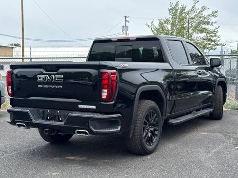 Used 2024 GMC Sierra 1500 Elevation w/ Elevation Premium Package AWD/4WD image 4