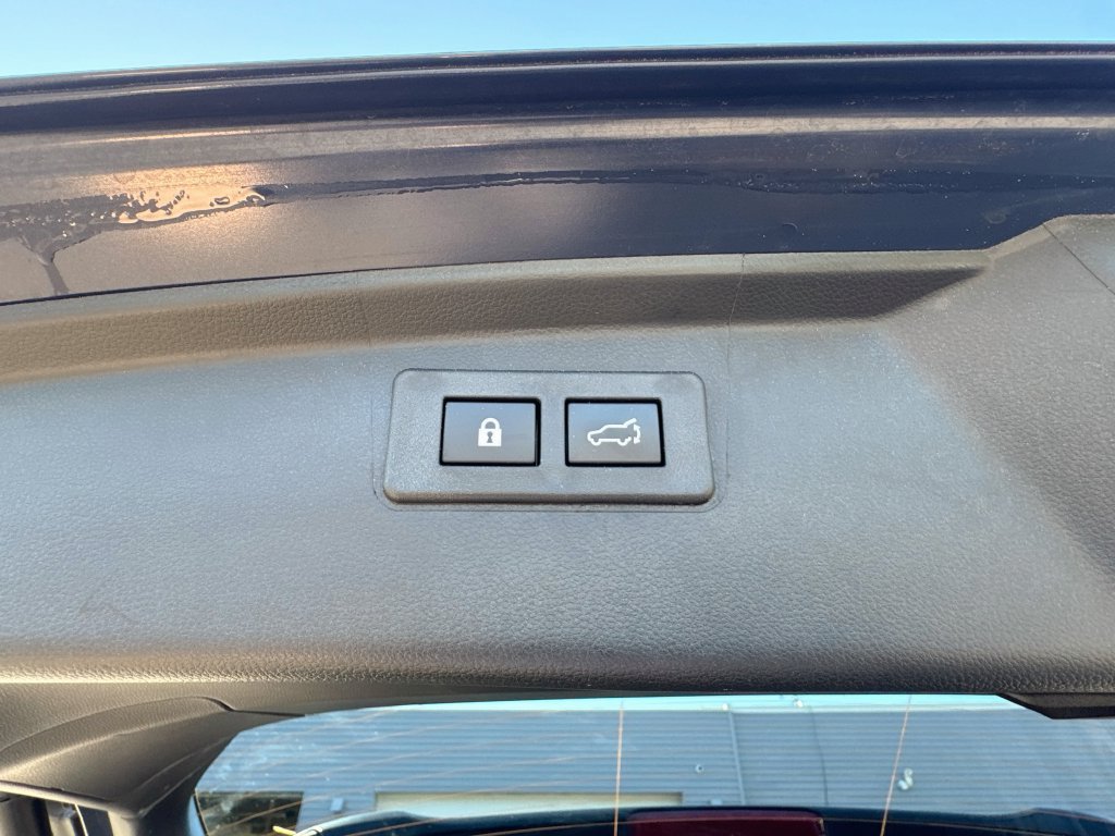 Certified 2025 Subaru Outback Touring XT w/ Popular Package #2 AWD/4WD image 28