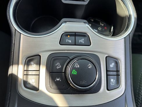 Used 2023 GMC Terrain Denali w/ LPO, Floor Liner Package AWD/4WD image 28