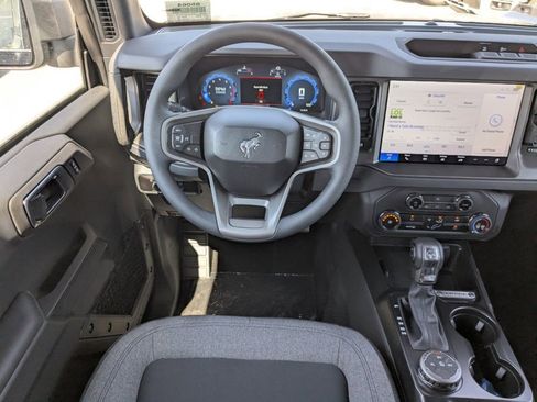 New 2025 Ford Bronco 4-Door image 17