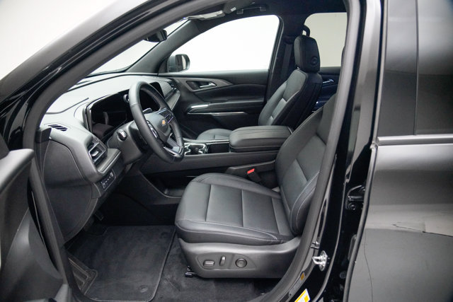 Used 2026 Chevrolet Traverse LT AWD/4WD image 24