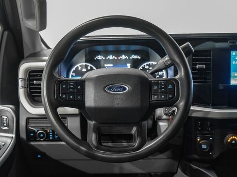 Used 2023 Ford F350 XLT w/ FX4 Off-Road Package AWD/4WD image 16