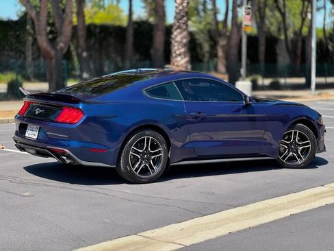 Used 2019 Ford Mustang Premium RWD image 7
