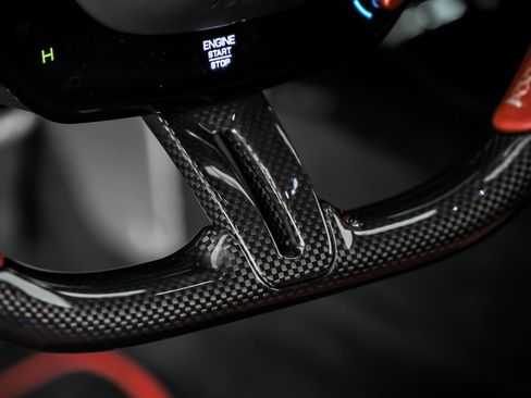 Used 2023 Ferrari SF90 Stradale image 33