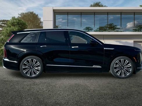 New 2026 Cadillac Vistiq Premium Luxury w/ LPO, Floor Liner Package image 3