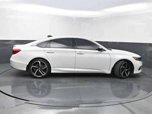 Used 2022 Honda Accord Sport image 40