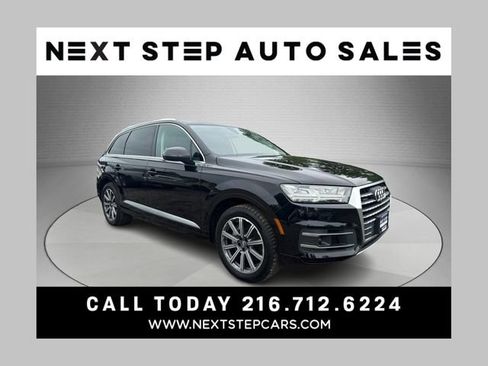Used 2018 Audi Q7 3.0T Prestige w/ Prestige Package AWD/4WD image 1