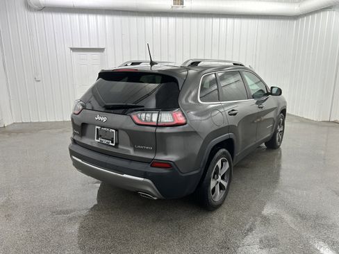 Used 2019 Jeep Cherokee Limited AWD/4WD image 37