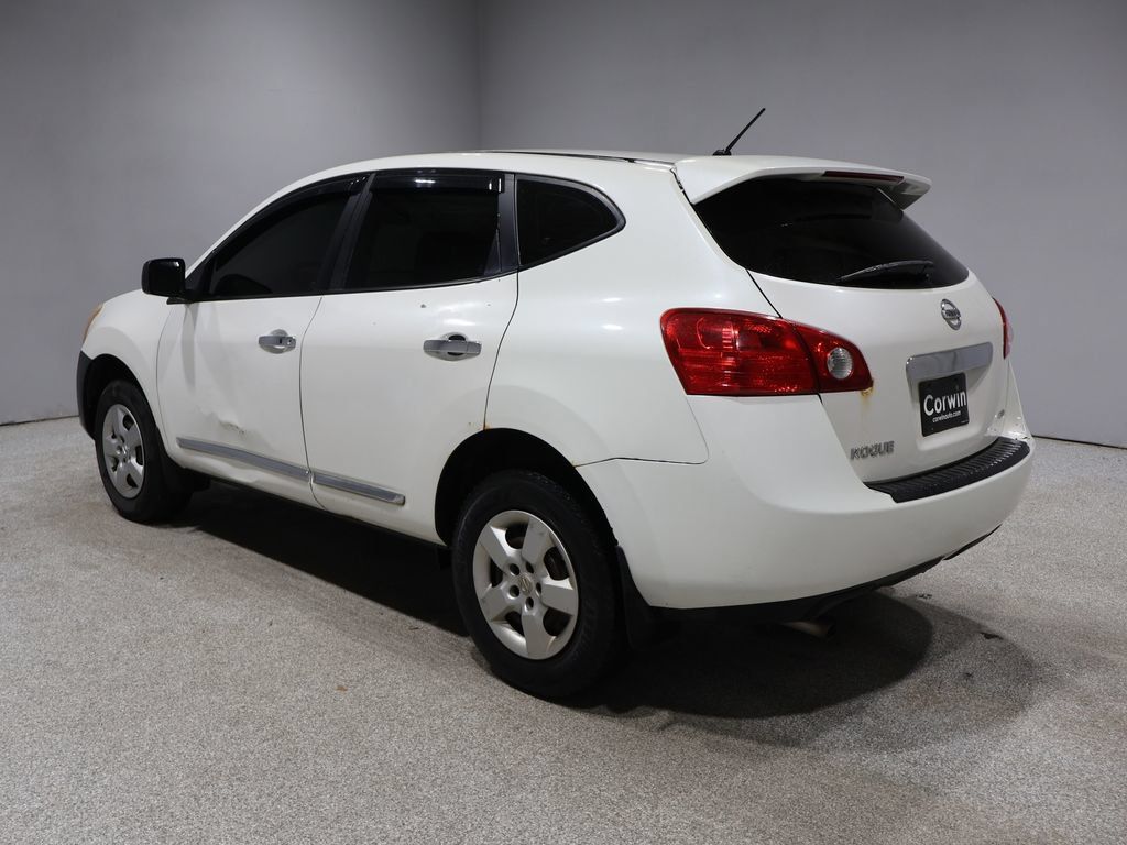 Used 2013 Nissan Rogue S AWD/4WD image 9