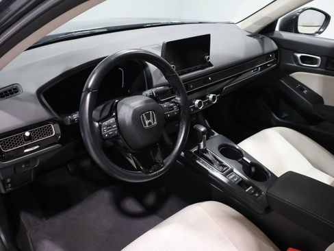Used 2023 Honda Civic EX image 16