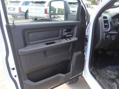 New 2026 RAM 4500 Tradesman w/ Chrome Appearance Group AWD/4WD image 11