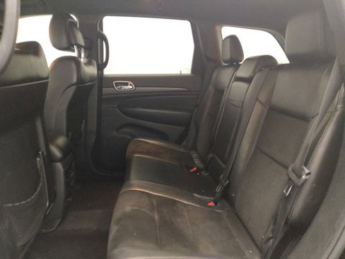 Used 2017 Jeep Grand Cherokee Altitude AWD/4WD image 18