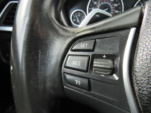 Used 2017 BMW 340i Gran Turismo xDrive image 27