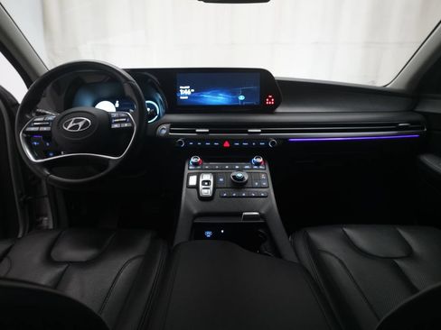 Used 2024 Hyundai Palisade Limited FWD image 5