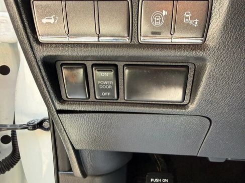 Used 2015 INFINITI QX80 4WD w/ Limited Package image 30