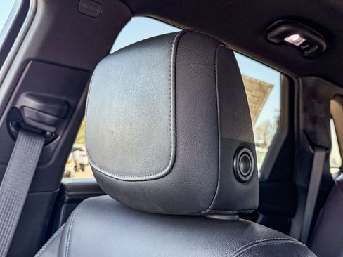 Used 2017 Cadillac XT5 Luxury w/ Driver Awareness Package image 52