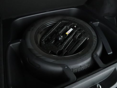 Used 2020 Jeep Grand Cherokee Laredo AWD/4WD image 17