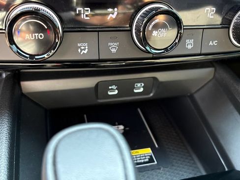 Used 2025 Honda Accord Sport image 19