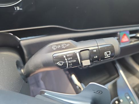 New 2026 Kia Niro Wave FWD image 33