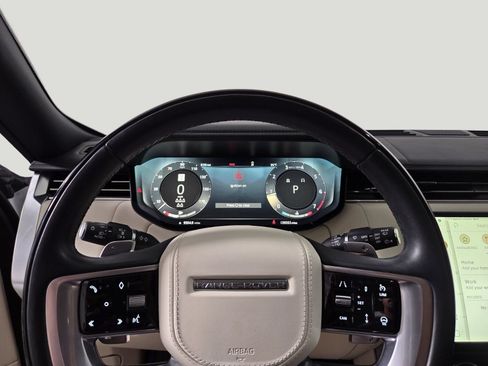 Used 2023 Land Rover Range Rover Long Wheelbase SE AWD/4WD image 10