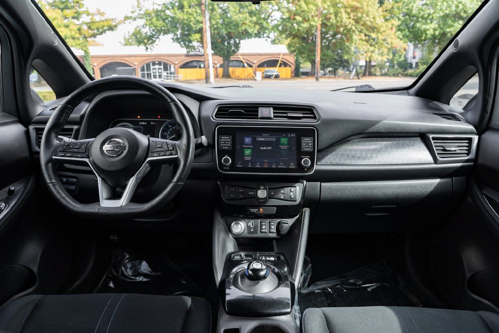 Used 2019 Nissan Leaf SV Plus w/ SV All Weather Package FWD image 9