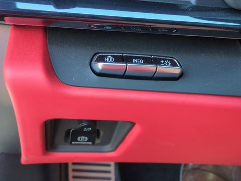 New 2024 Chevrolet Corvette Z06 w/ Stealth Interior Trim Package RWD image 17
