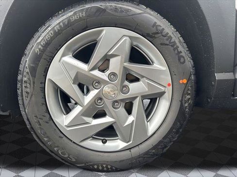 New 2026 Hyundai Kona SE image 22