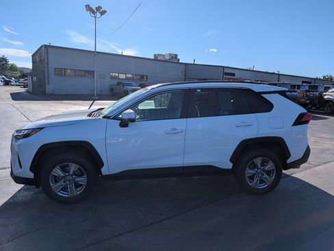 Certified 2023 Toyota RAV4 XLE w/ Convenience Package AWD/4WD image 3