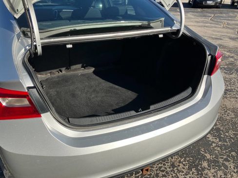 Used 2016 Chevrolet Malibu LT image 21