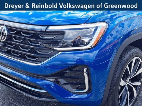 New 2025 Volkswagen Atlas Cross Sport SEL Premium R-Line image 9