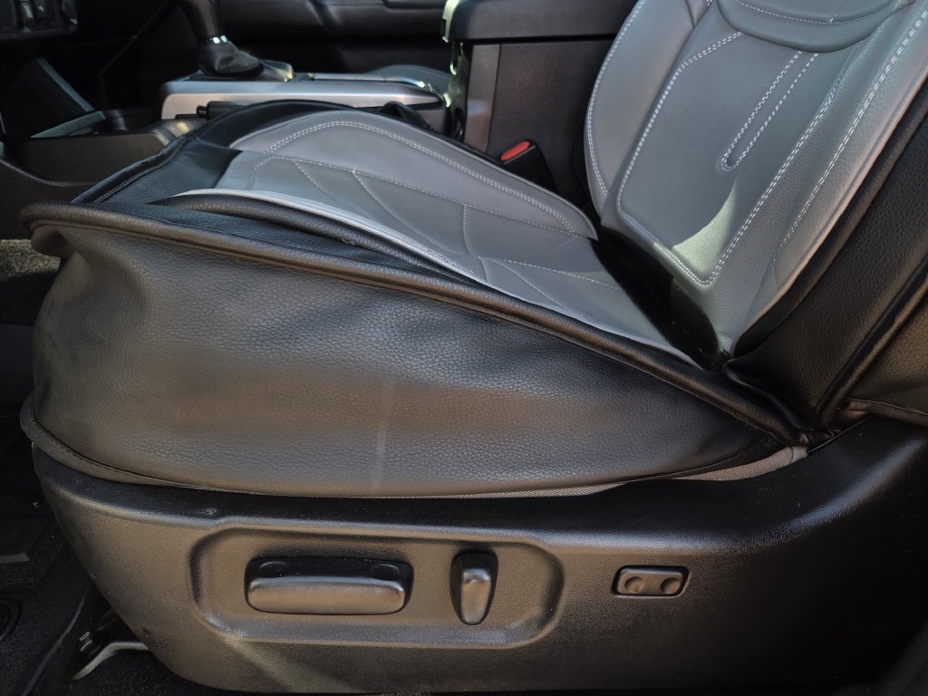 Used 2022 Toyota Tacoma SR5 RWD image 13