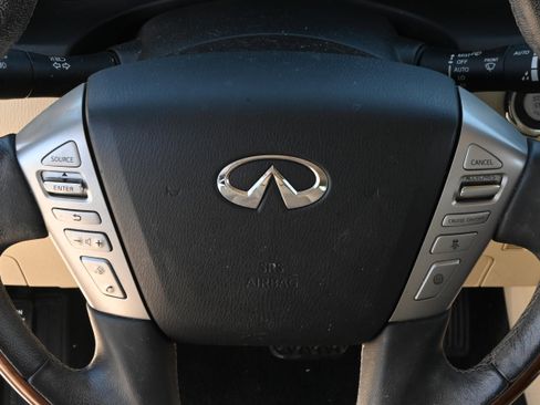 Used 2018 INFINITI QX80 4WD w/ Driver Assistance Package image 33