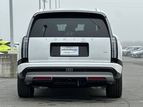 New 2026 Hyundai Ioniq 9 SEL w/ Tow & Go Package image 5